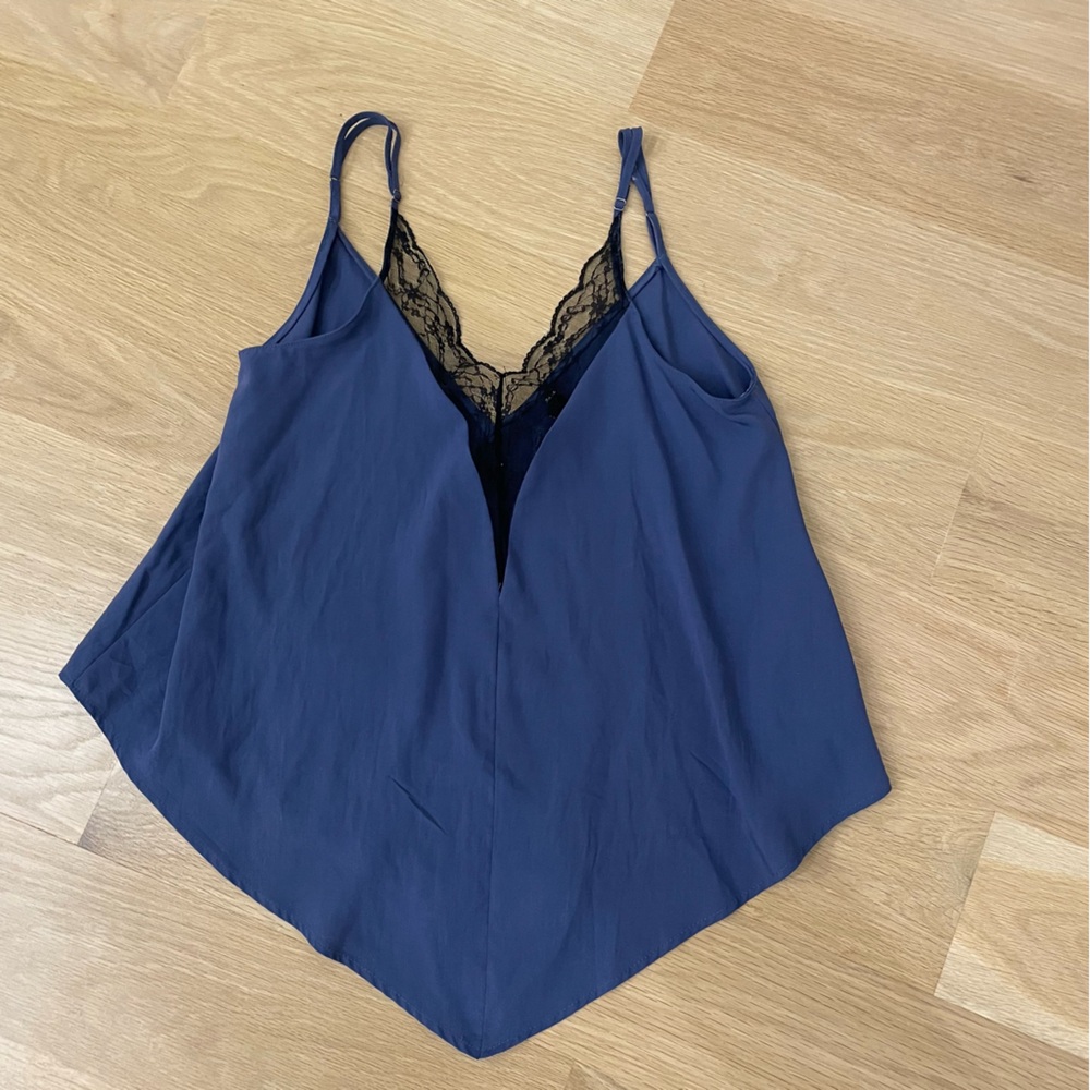 Zara lace front v neck cami size XS